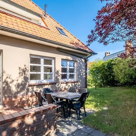 Lejlighed In With Terrace & Garden Koksijde